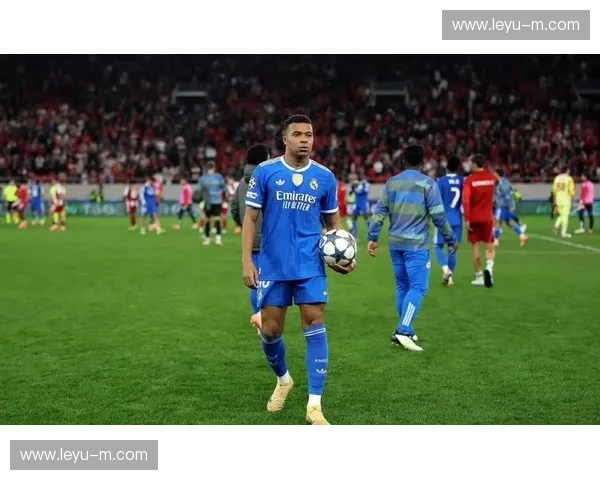 姆巴佩以11球领跑欧冠射手榜,皇马锋线组合展现恐怖效率 姆巴佩以11球领跑欧冠射手榜,皇马锋线组合展现恐怖效率