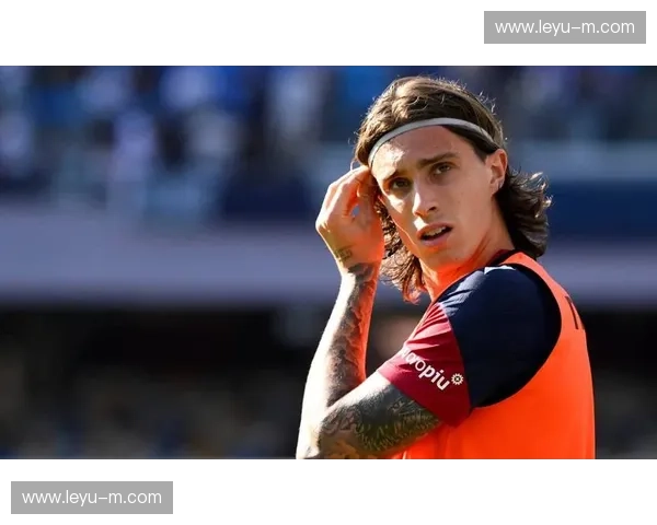 阿森纳后卫卡拉菲奥里确认无碍，已与球队一起训练